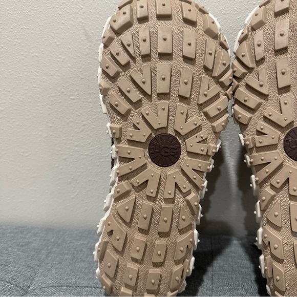 **NWOT** UGG Venture Daze Platform Slip-On Shoe main image 5